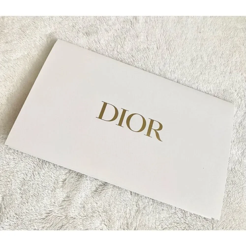 Blank Christian Dior white card ￼